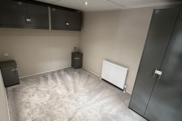 1 bedroom 28ftx12ft img6