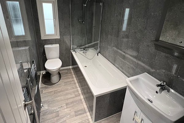 1 bedroom 28ftx12ft img7