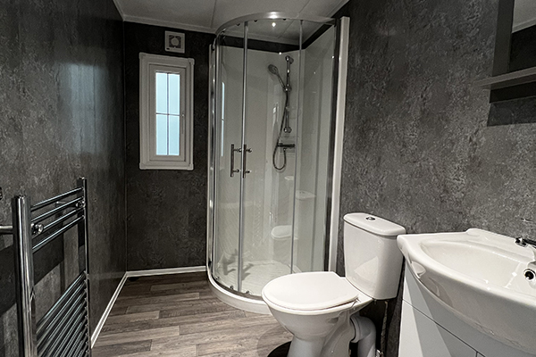 1 bedroom 28ftx12ft img8