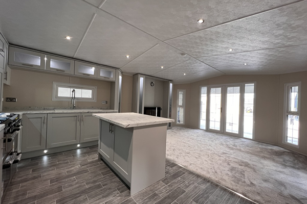 3 bedroom 48ftx14ft open img 3